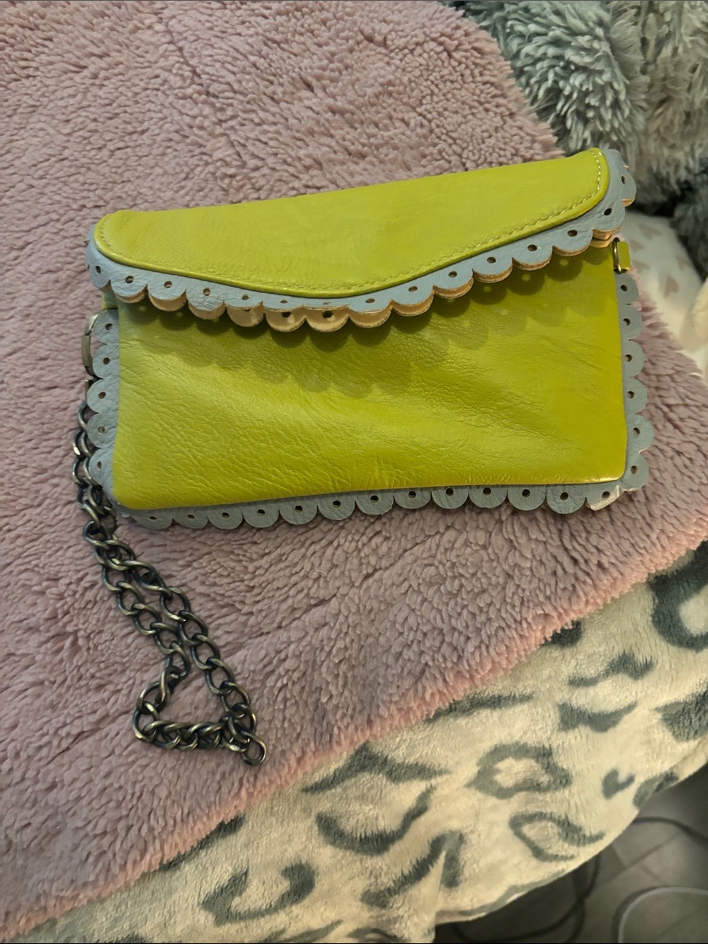 small clutch